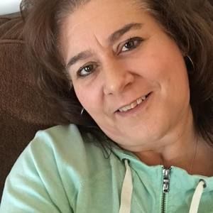 Meet your Posher, Connie